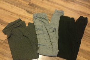 Bundle of basic leggings